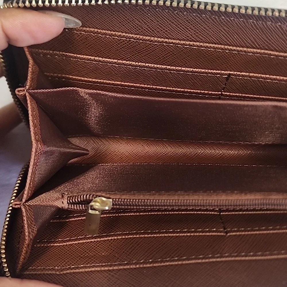 Barack & Michelle Obama Magazine Cover Wallet Glossy Zip Clutch Fashion Wallet